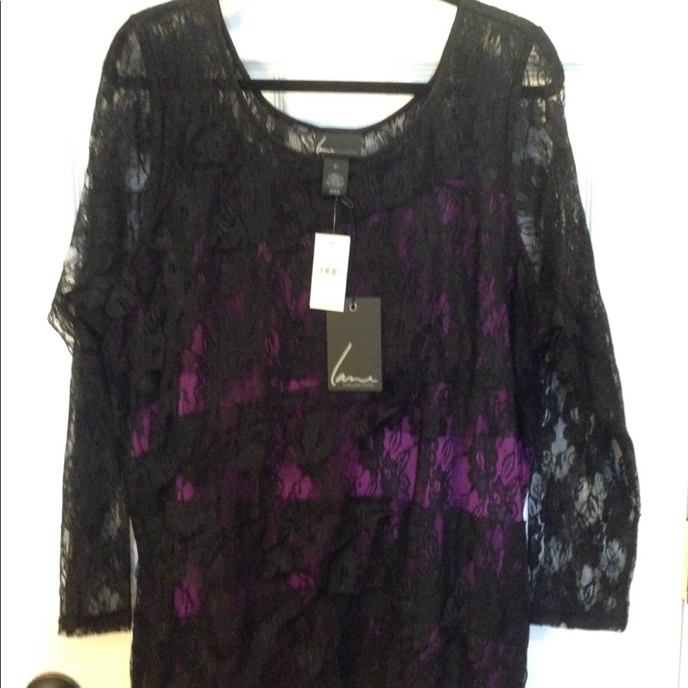 Black lace long sleeve top with fuchsia shell